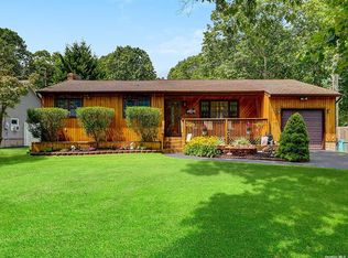 332 Orchid Dr, Mastic Beach, NY 11951