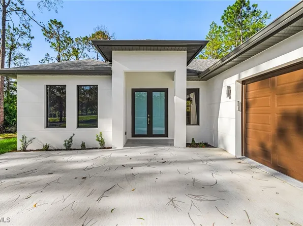 3145 28th Ave SE, Naples, FL 34117