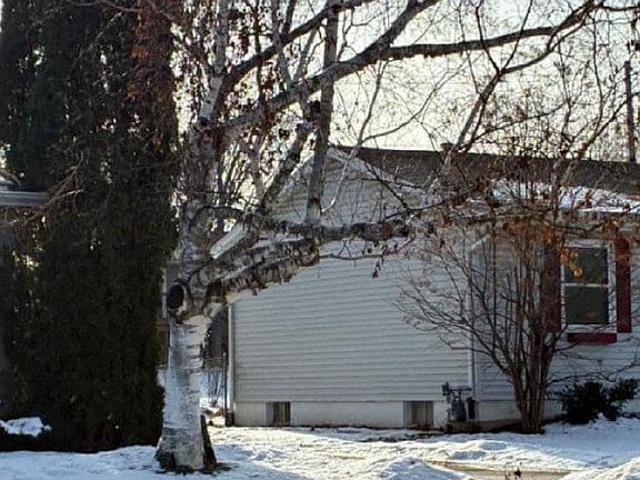 2nd image of 2038 44th St NW