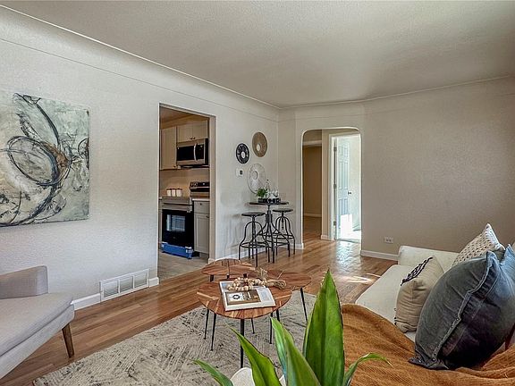4th image of 2625 W 1st Avenue