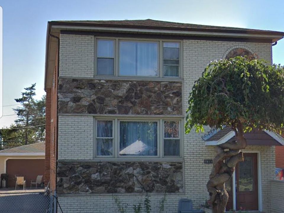 1st image of 9811 Linn Ave APT 1