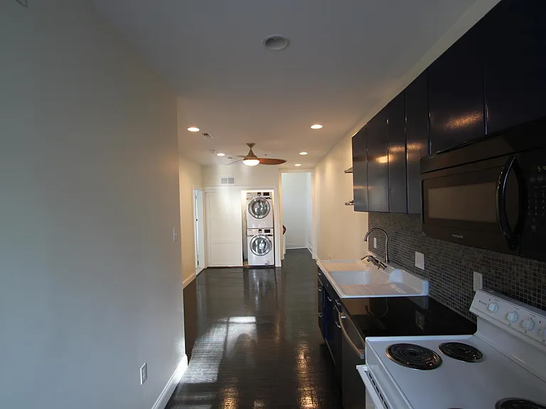 131 N 20th St — Photo 3
