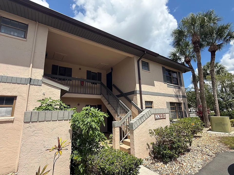 19505 Quesada Ave #KK-204
