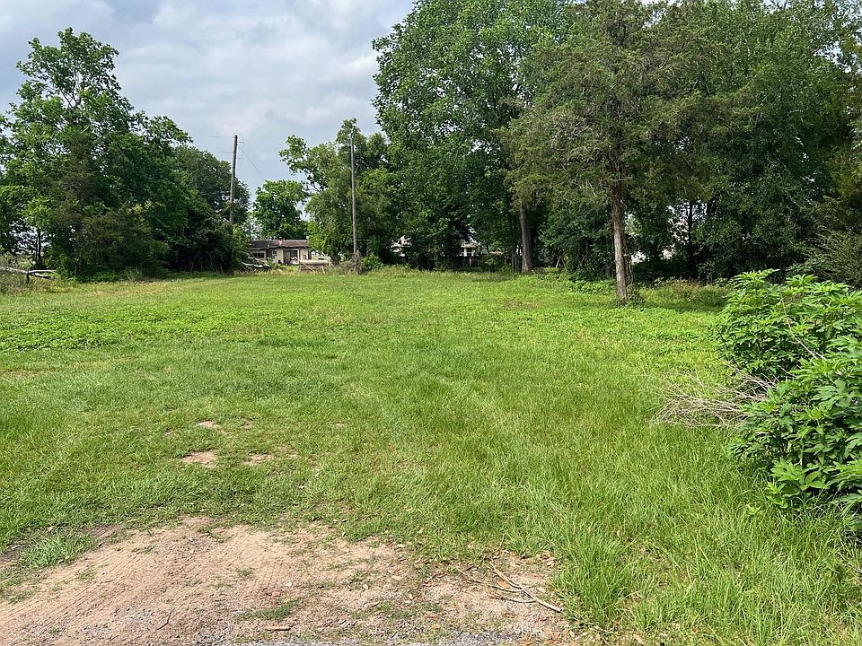 1st image of 0 Avenue B