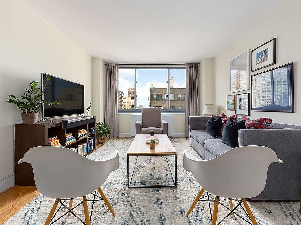 1st image of 2025 Broadway APT 17D