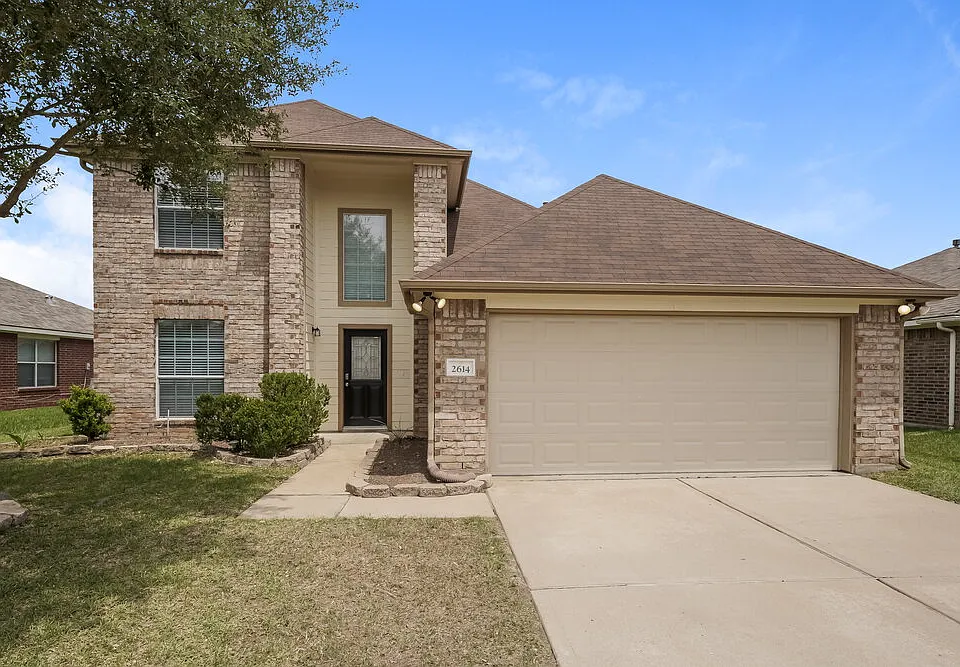 2614 Elder Park Ct