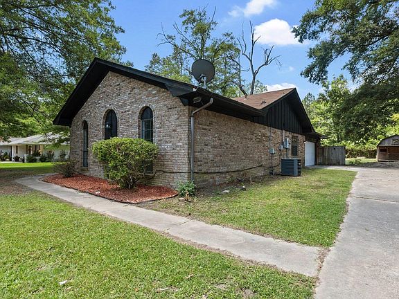 3rd image of 6704 W Pinewood Dr