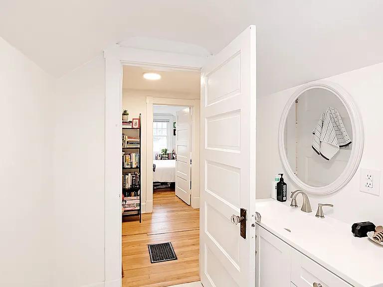 2309 Fontaine Ave #4 — Photo 11