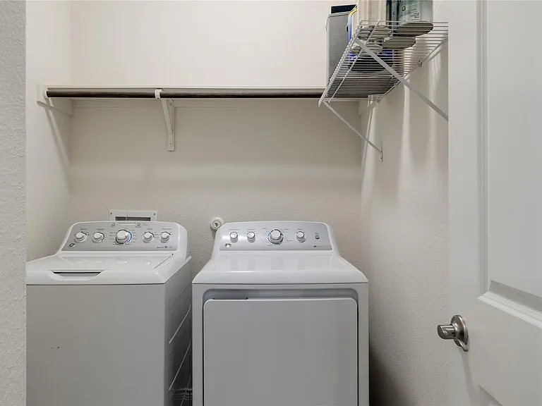 5700 Eden Dr — Photo 27