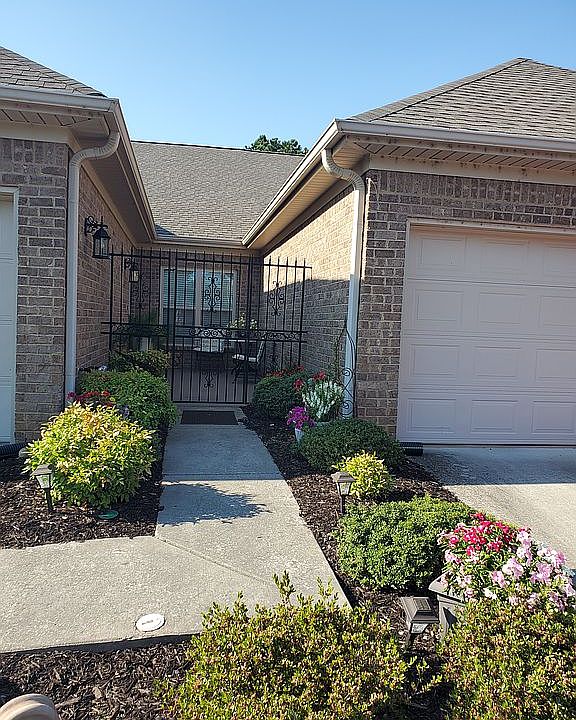 Front entrance courtyard
