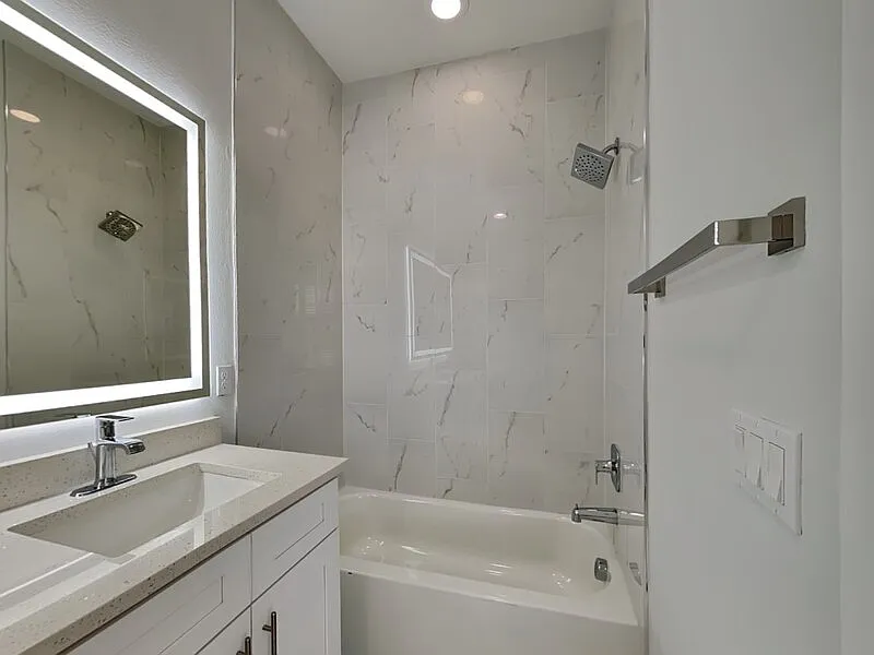 Photo 2 of 11 - 46 W Jersey St #7 - Orlando, FL Building Photo - 46 W Jersey St #7