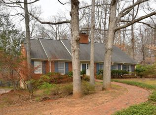 8105 Rivermont Dr, Clemmons, NC 27012