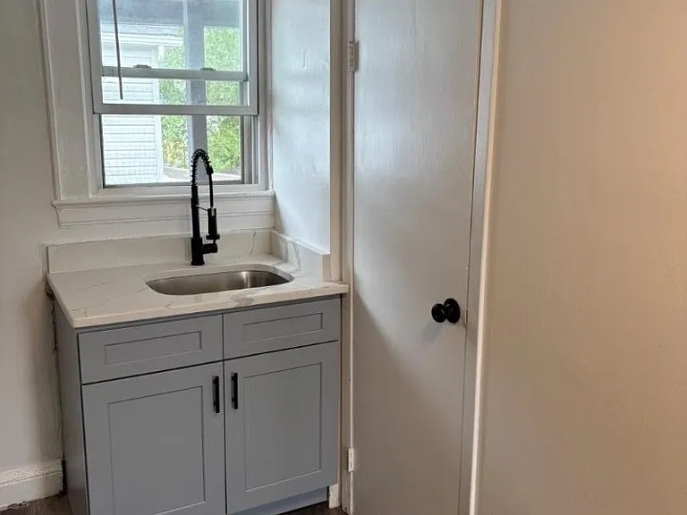 6 Lackawanna Pl #2F — Photo 5