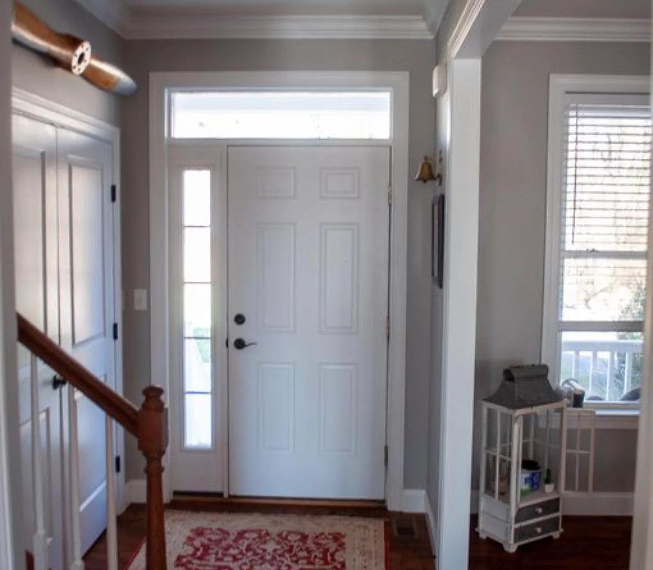 4 bed, 2.5 bath, 2819 sqft, $5,000 — Photo 2