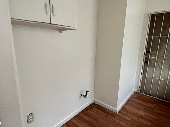 5th image of 1601 Pacific St APT 2