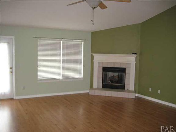 3rd image of 7330 Chimney Pines Dr