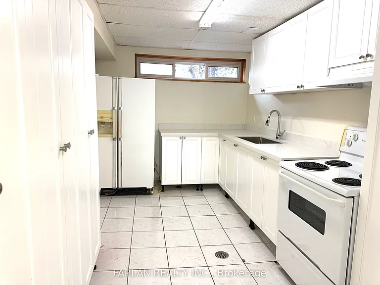 255 Sussex Ave #BASEMENT — Photo 11