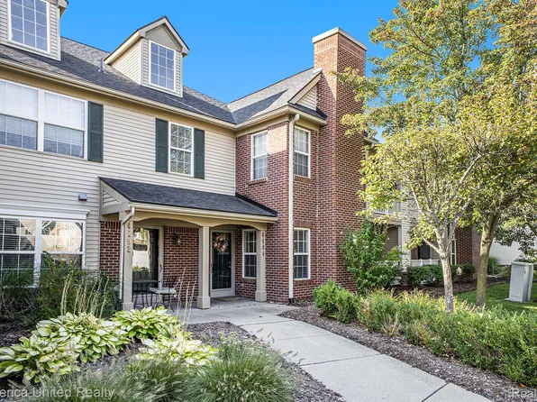 4184 Hampton Ridge Blvd, Howell, MI 48843