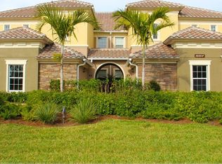 8783 Coastline Ct N #101, Naples, FL 34120