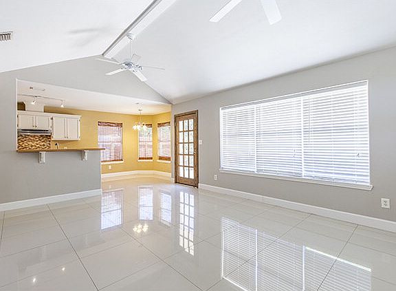 2nd image of 2510 Highland Park Ave