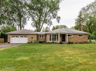 15525 Ingram St, Livonia, MI 48154