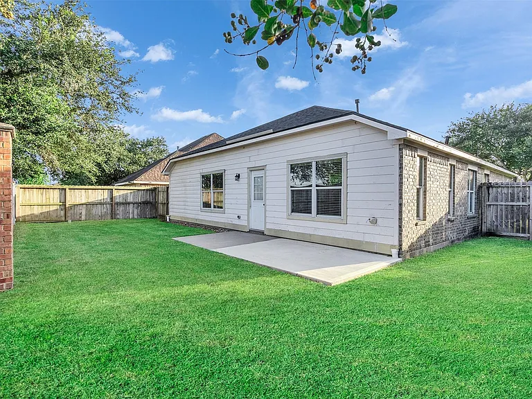 3417 Cypress Village Dr — Photo 27