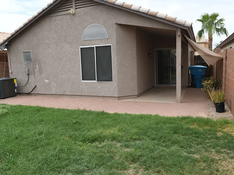 16625 S 46th Pl — Photo 14