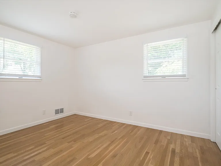 26 Garret Pl — Photo 6