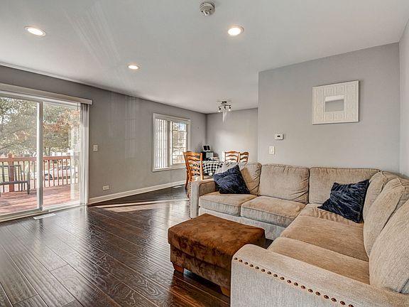 2nd image of 160 Village Creek Dr #11A