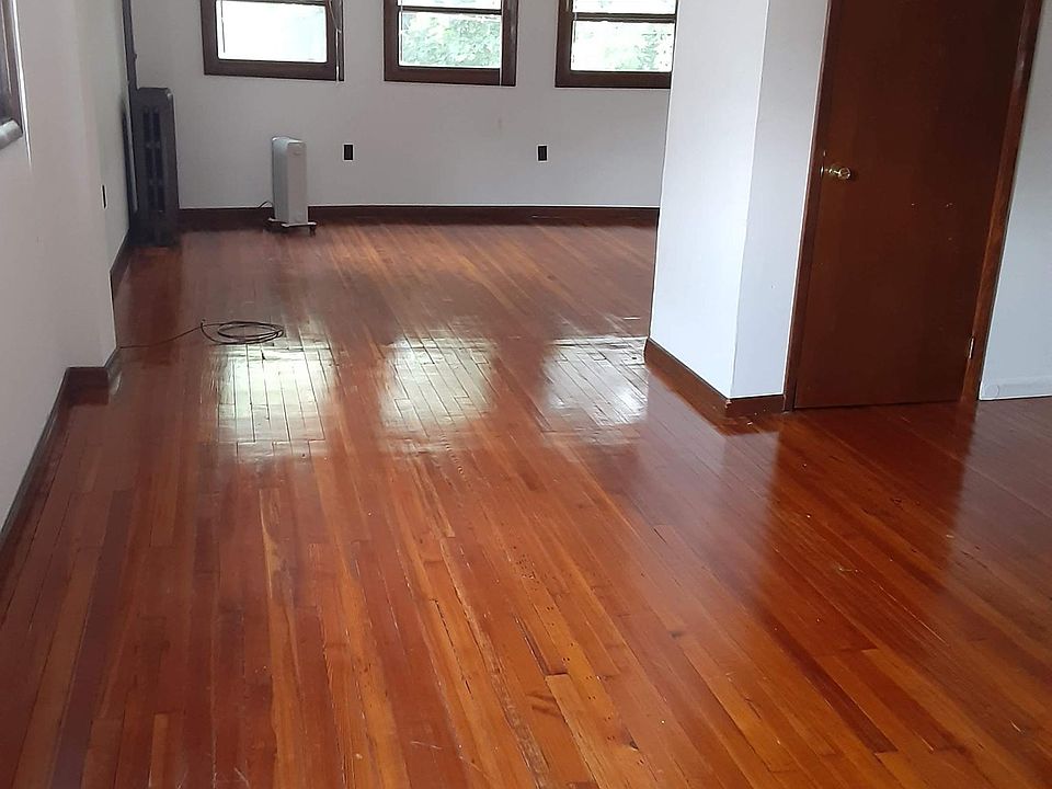 1st image of 44 S Thomas Ave #2