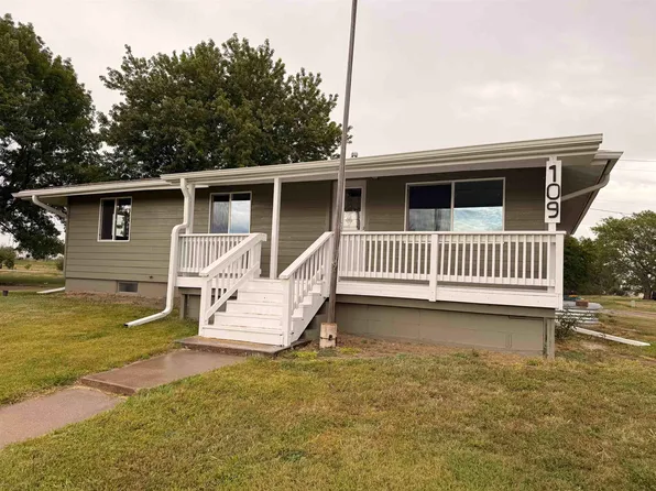 109 N HILLCREST STREET, Arnold, NE 69120