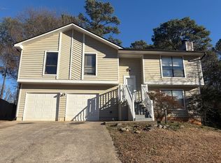 1011 Park Forest Dr, Lilburn, GA