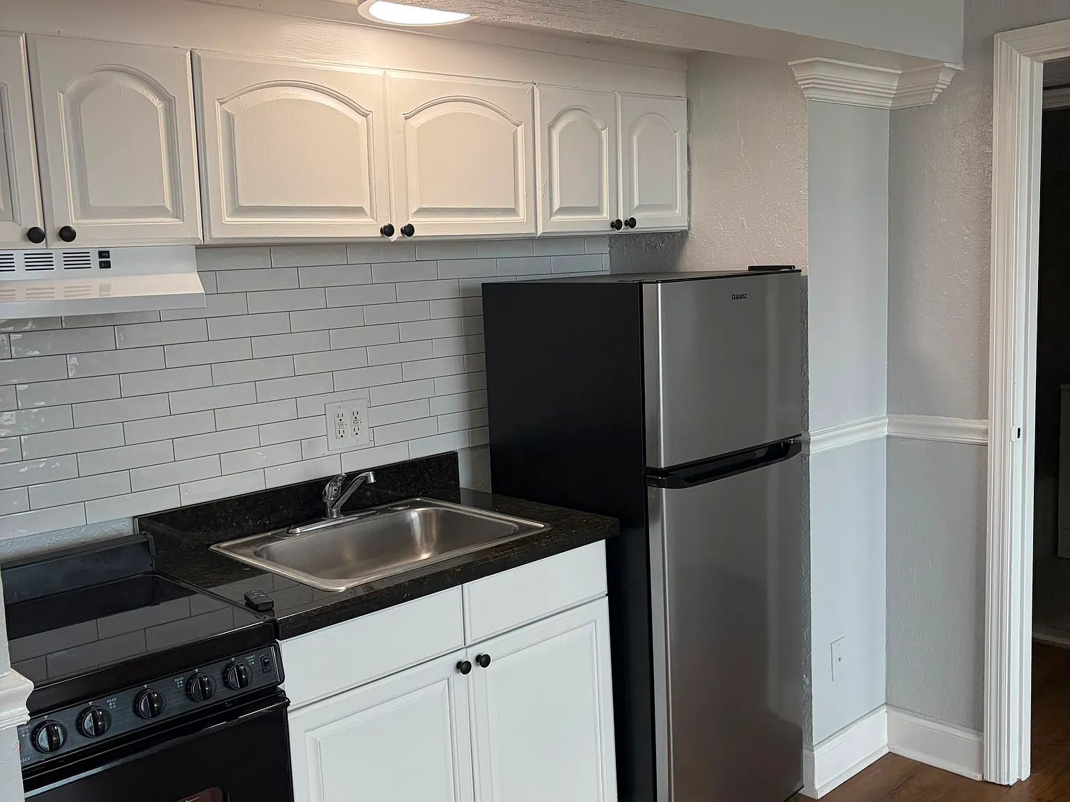 1 bed, 456 sqft, $995 — Photo 2