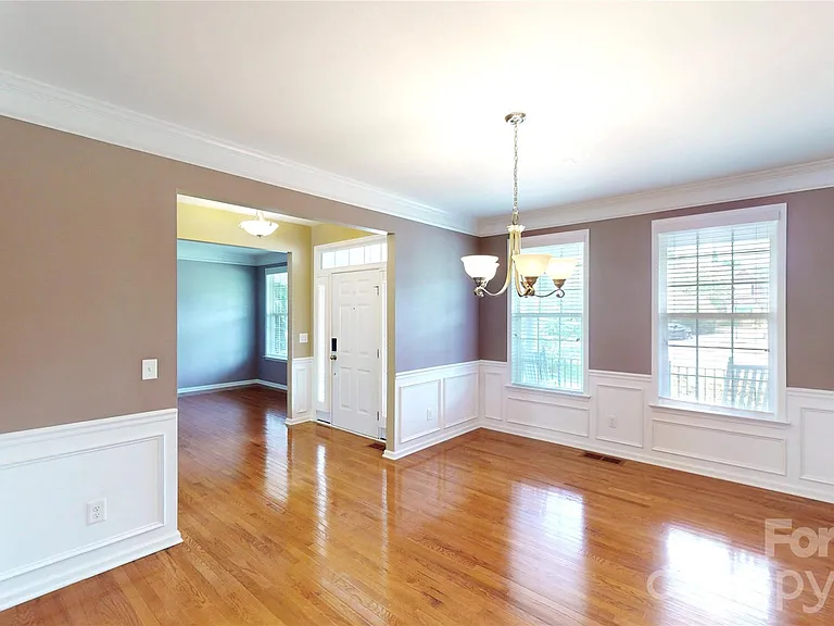1505 Aringill Ln — Photo 6