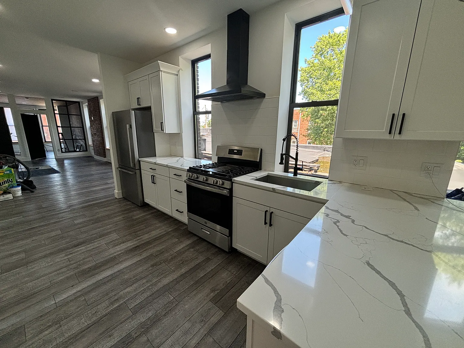 3 bed, 1519 sqft, $1,850 — Photo 2