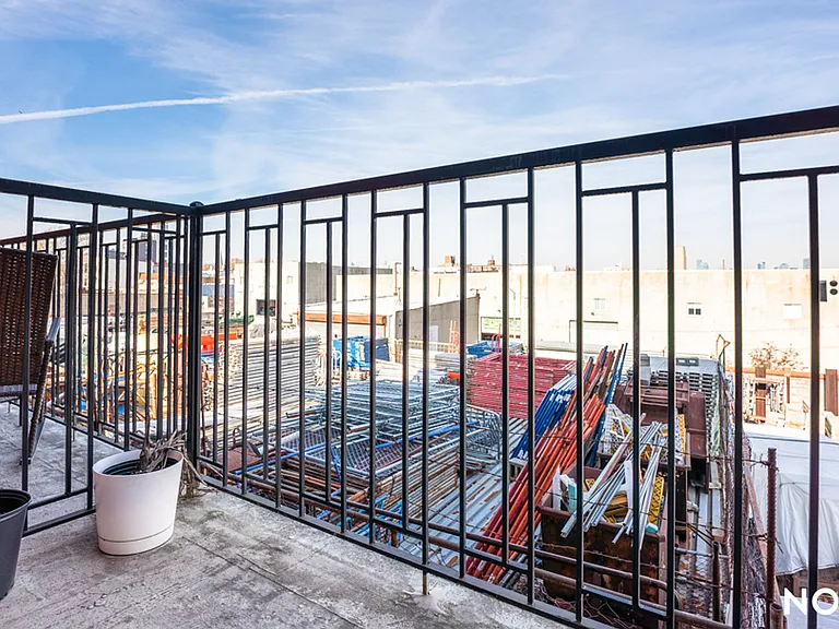 269 Meserole St #3B — Photo 6