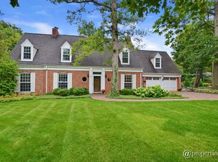 589 Lyman Ct, Highland Park, IL 60035