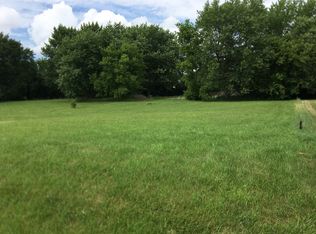 26769 N Old McHenry Rd, Hawthorn Woods, IL 60047