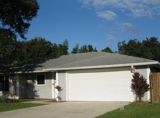 563 Karney Ave NE, Palm Bay, FL 32907