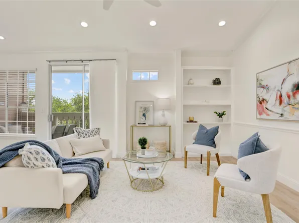 2111 Welch St APT A331, Houston, TX 77019