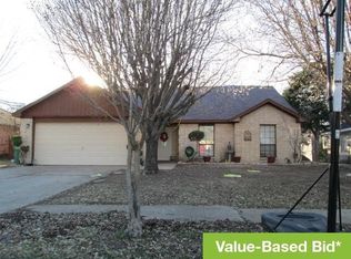 3214 Glen Hill Dr, Rowlett, TX 75088