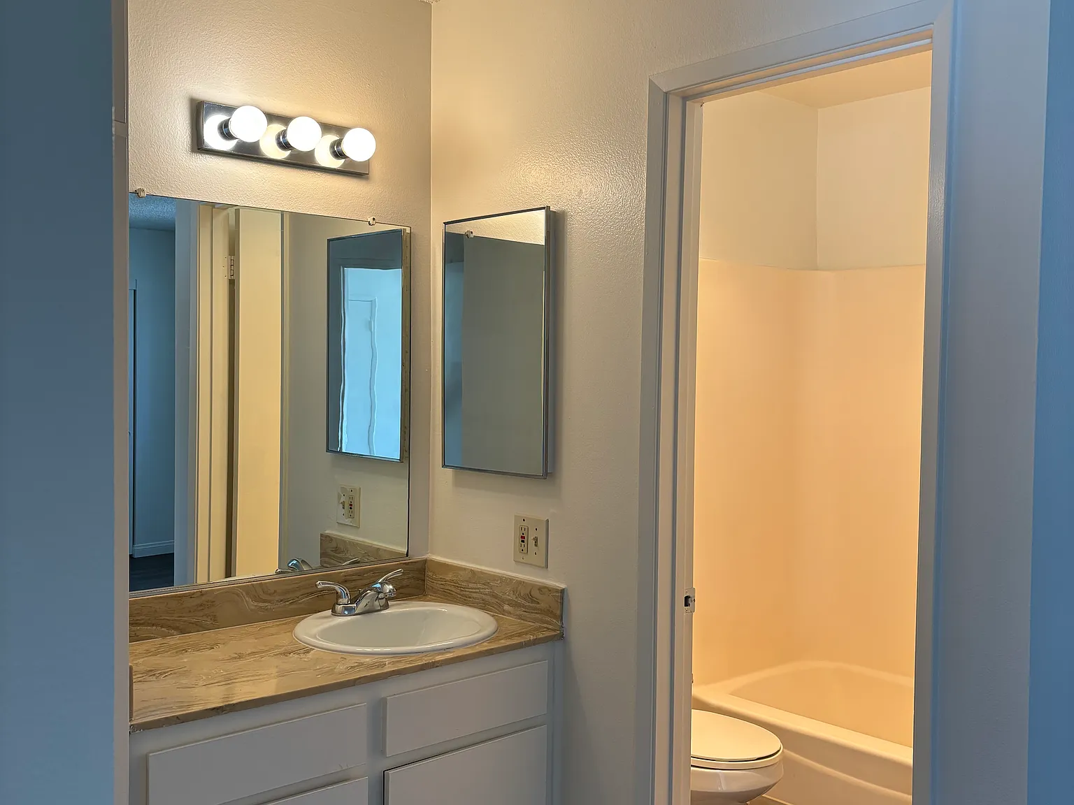 1 bed, 600 sqft, $2,000 — Photo 3