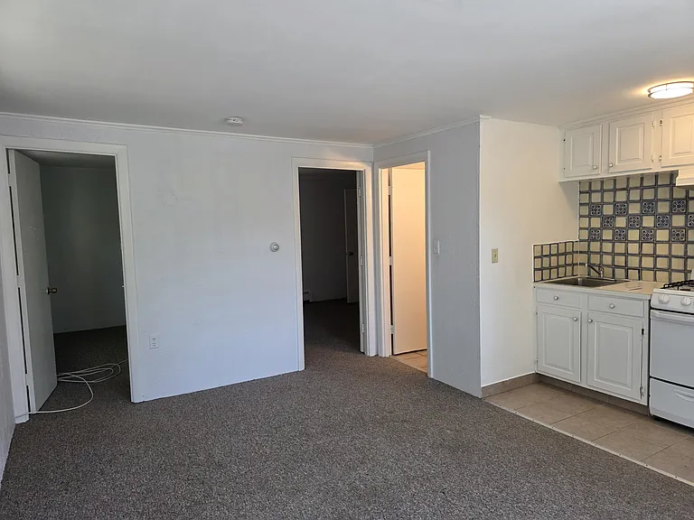 3040 Falmouth Rd #F3 — Photo 6