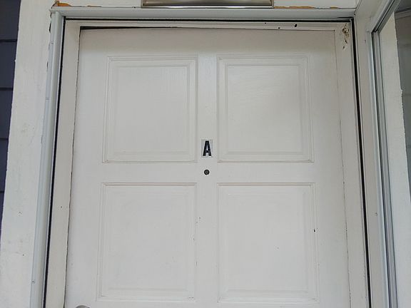 2nd image of 701 W Plaza Pl APT A