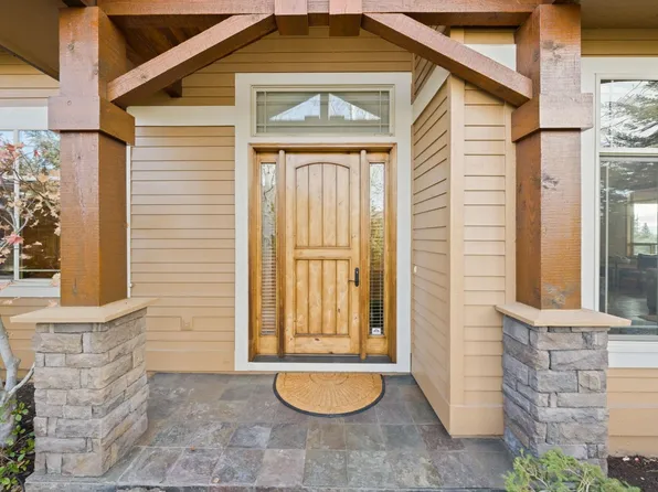 180 NW Phils Loop, Bend, OR 97703