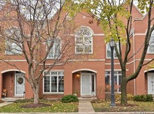 4264 W Highbridge Ln, Chicago, IL 60646