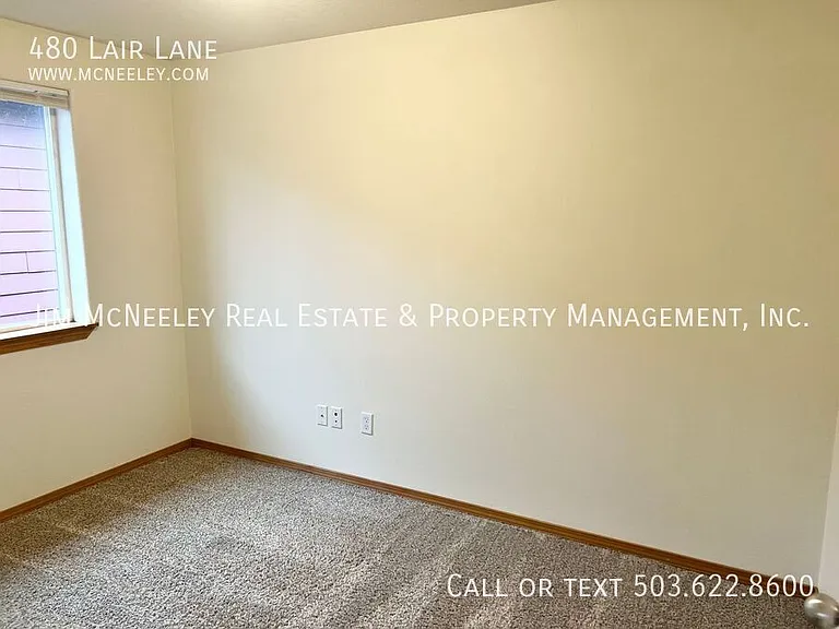 480 Lair Ln — Photo 16
