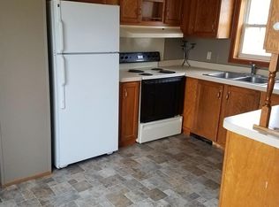 934 S Washington St, Lacon, IL 61540