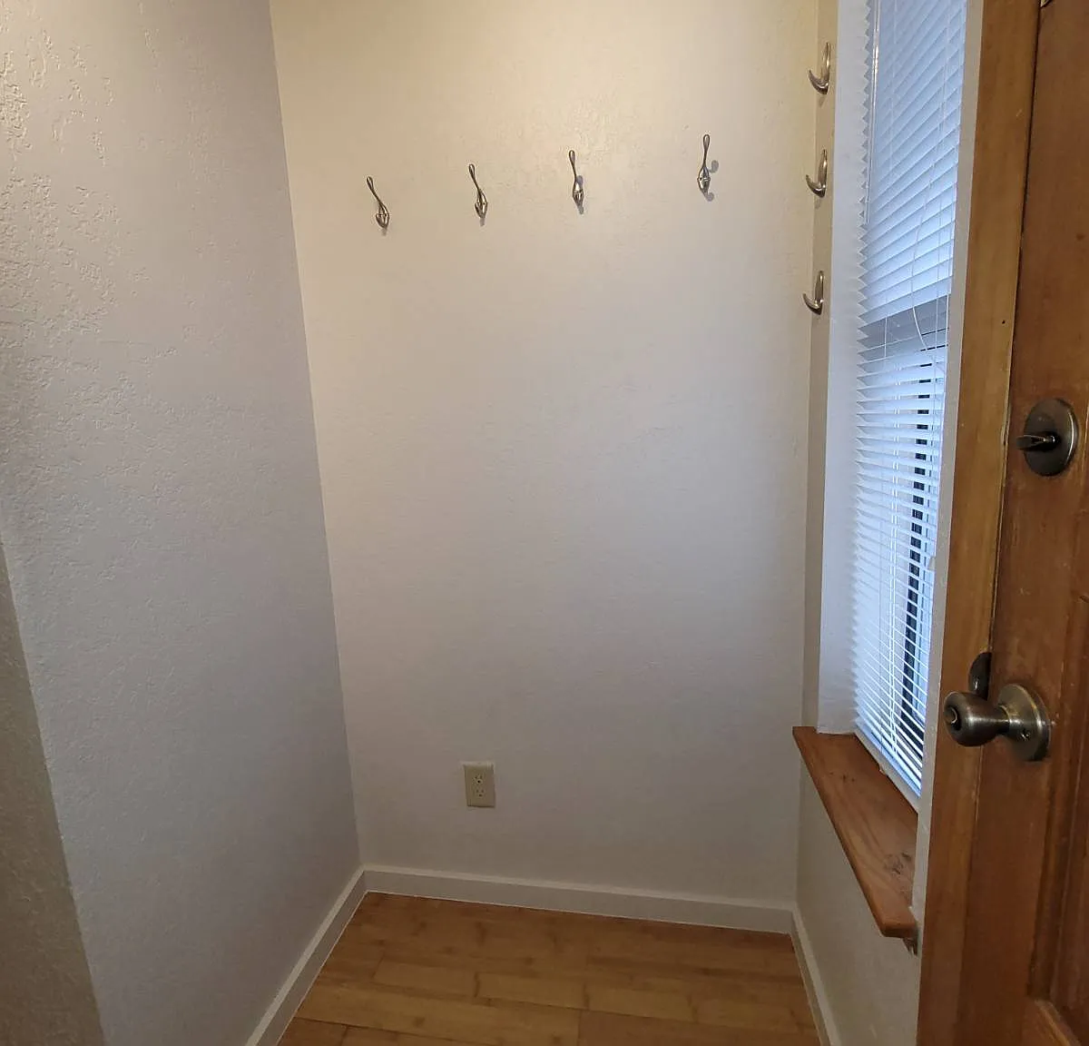 2 bed, 966 sqft, $2,400 — Photo 4