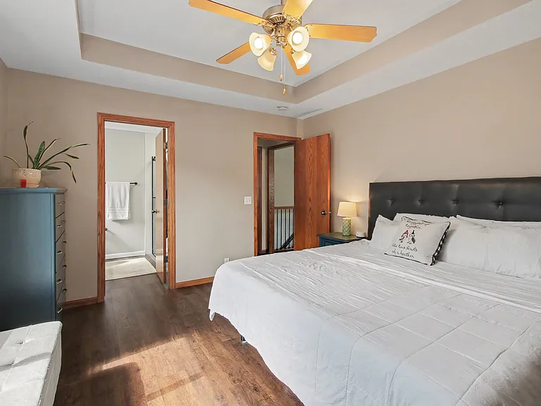 4615 Springview Dr — Photo 7